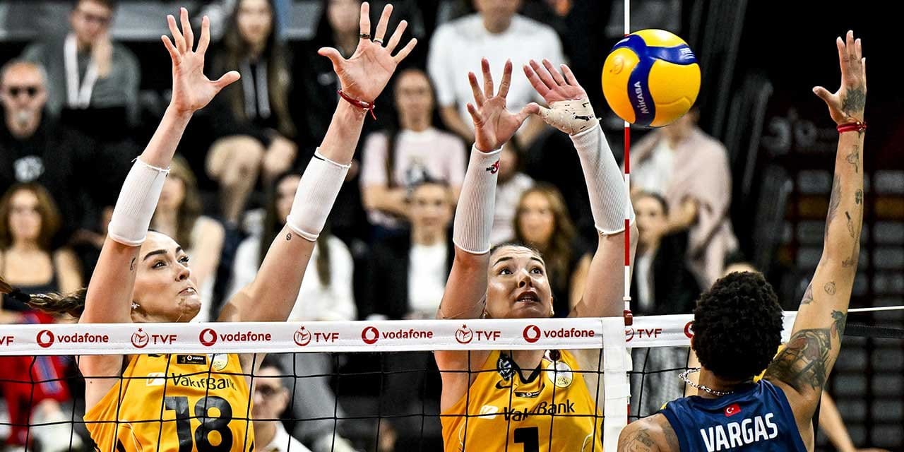 Fenerbahçe VakıfBank’ı devirdi: Final serisinde durum eşitlendi