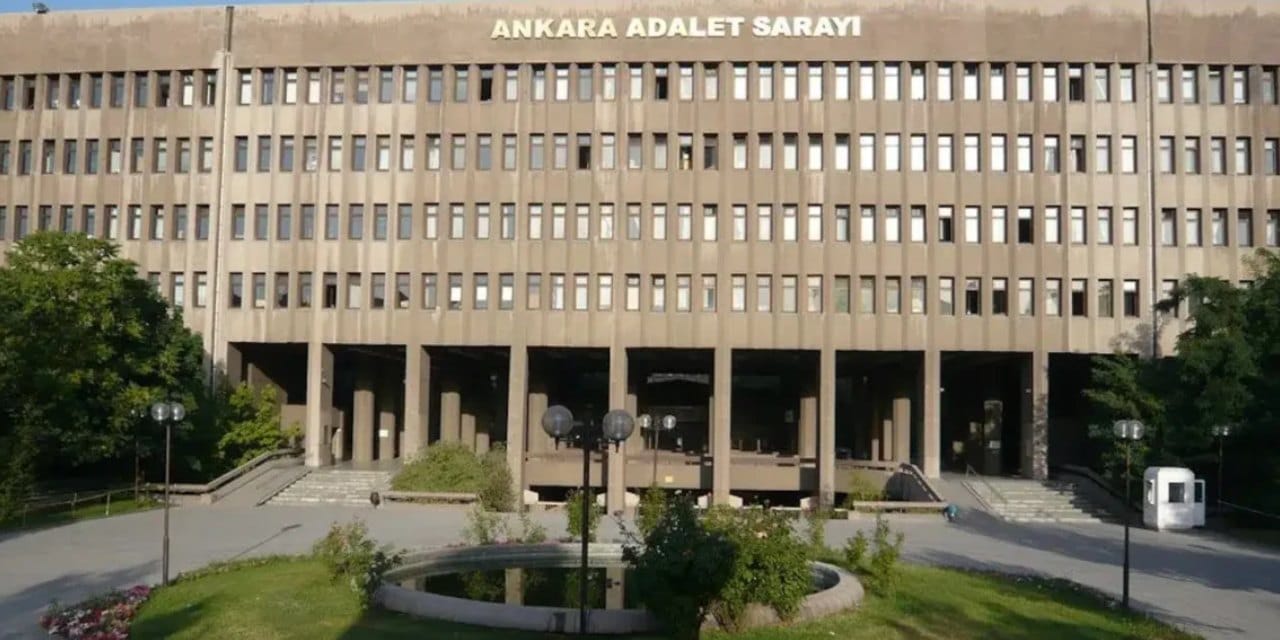 Ankara Adliyesi’nde vurgun! Paraları çantayla çıkarıp bahise yatırmış