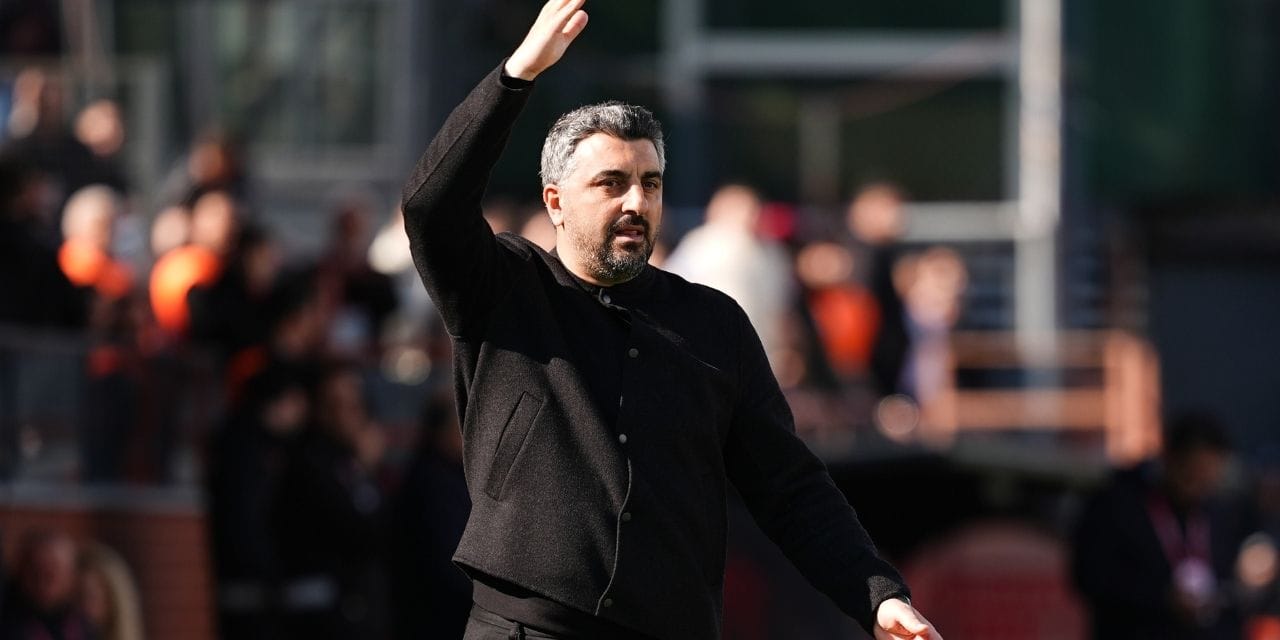 Geçen hafta yenildi bu kez berabere kaldı yine de "Oyuncularımla gurur duyuyorum" dedi