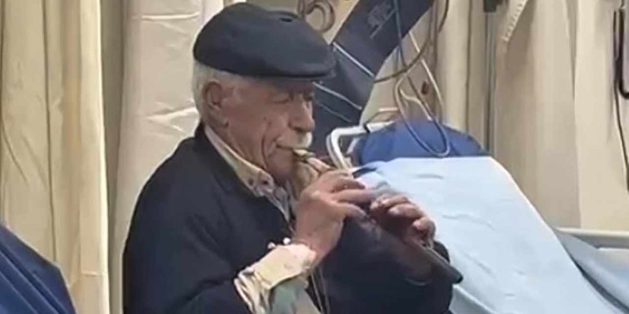 'Acımı hafifletiyor' dedi: Acil serviste zurna çaldı