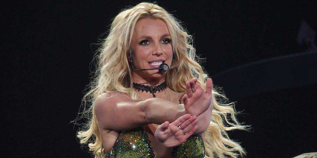 Ünlü şarkıcı gözaltının ardından rehabilitasyon merkezine yattı