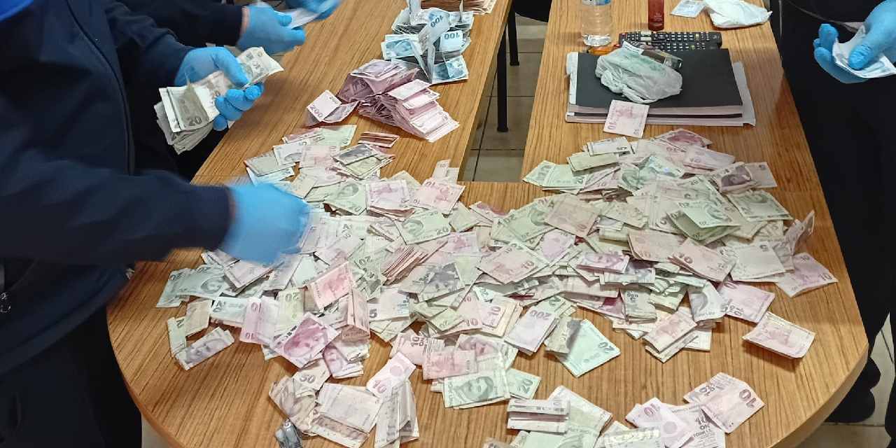 Dilencinin üzerinden çıkan para say say bitmedi! Niğde’den gelip farklı şehirler de dilencilik yapmış