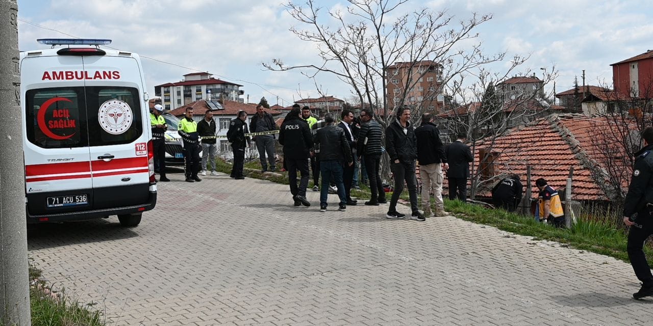 Motosiklet bahçeye devrildi: 73 yaşındaki sürücü öldü