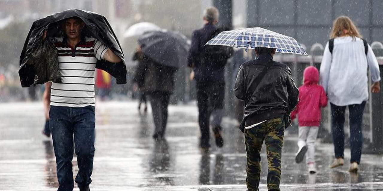 Şiddetli sağanak dalga dalga gelecek Türkiye'yi şaşkına çevirecek