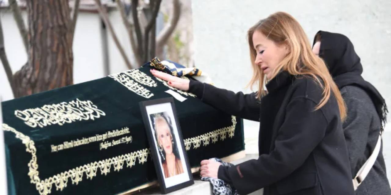 Ünlülerin menajeri Selin Boronkay'ın talebi kabul edildi: Annesinin mezarı açılıyor!