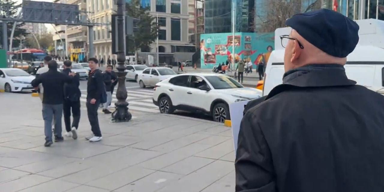 CHP'li vekil MİT takibinde mi? Fotoğraf çekimine müdahale sonrası Mahmut Tanal'dan sert çıkış