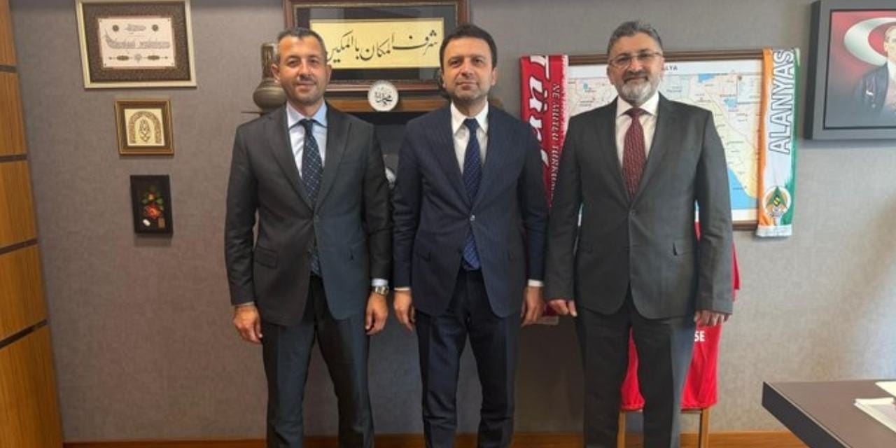 Serik Belediye Başkanı AKP'ye mi geçiyor? İddiaların ardından telefonunu kapattı