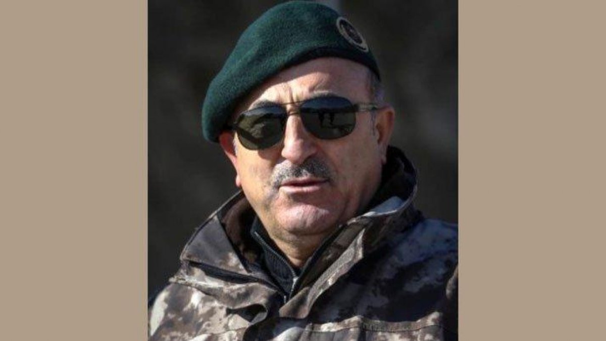 Operasyon öncesi manidar paylaşım... Çavuşoğlu'ndan askeri üniformalı fotoğraf! 