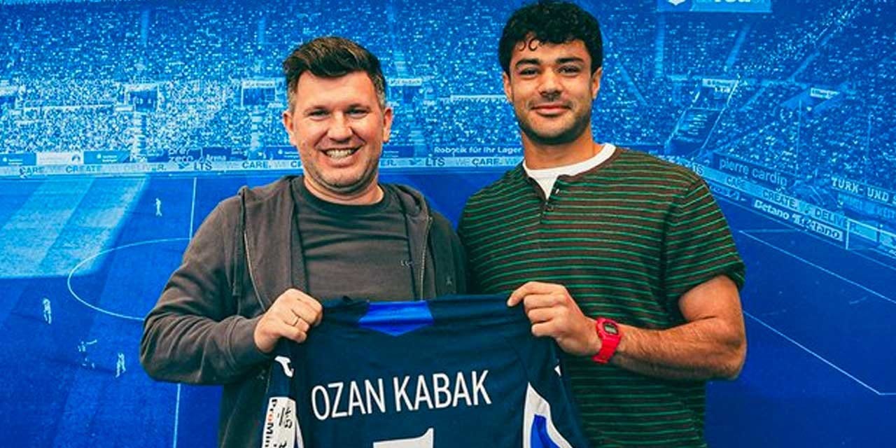 Ozan Kabak imzayı attı