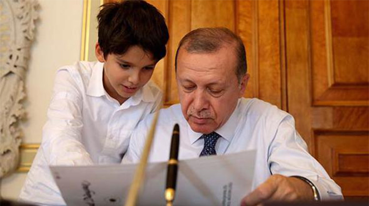 Erdoğan'dan torunuyla özel fotoğraflar