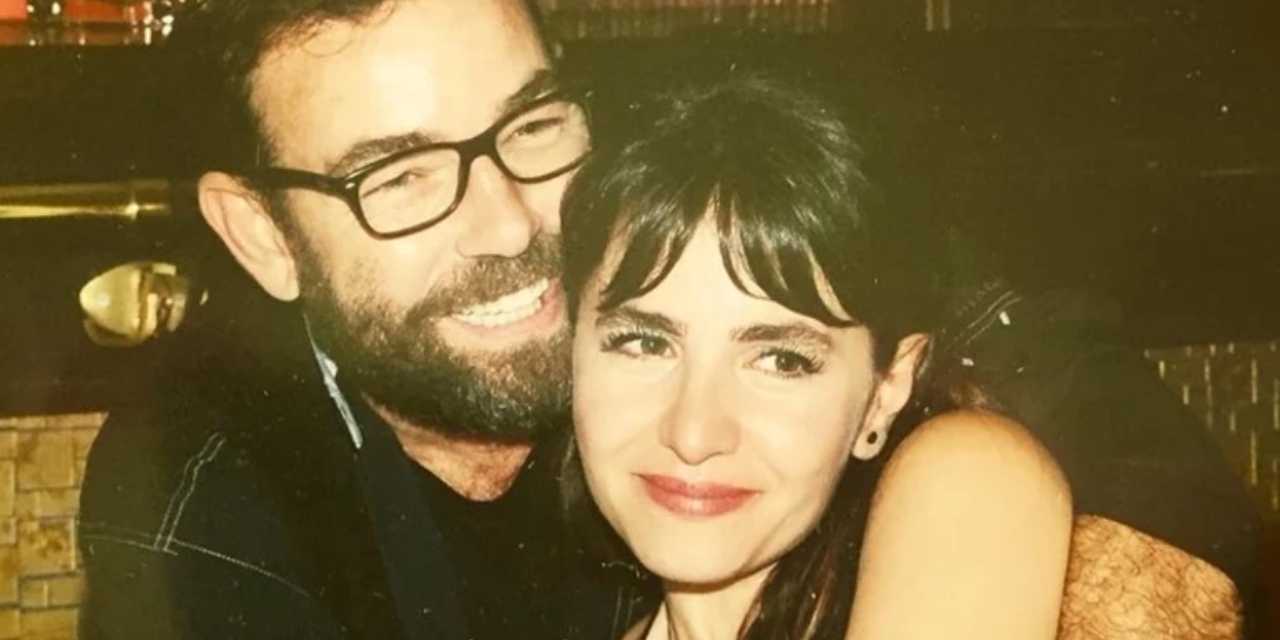 18 yıllık evlilik 10 dakikada bitti! Ünlü oyuncu soyadını bırakmadı