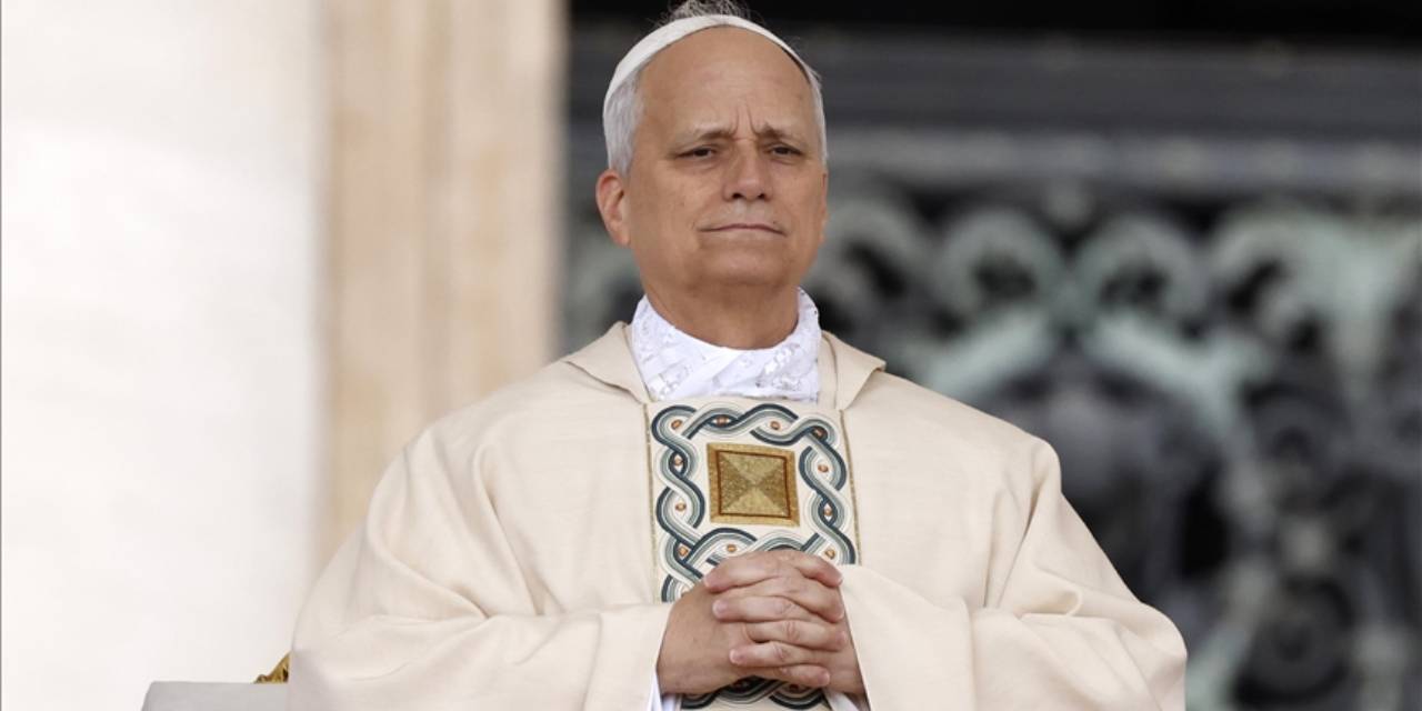 Papa'dan liderlere ağır eleştiri: Savaşın efendileri dünyayı karartıyor