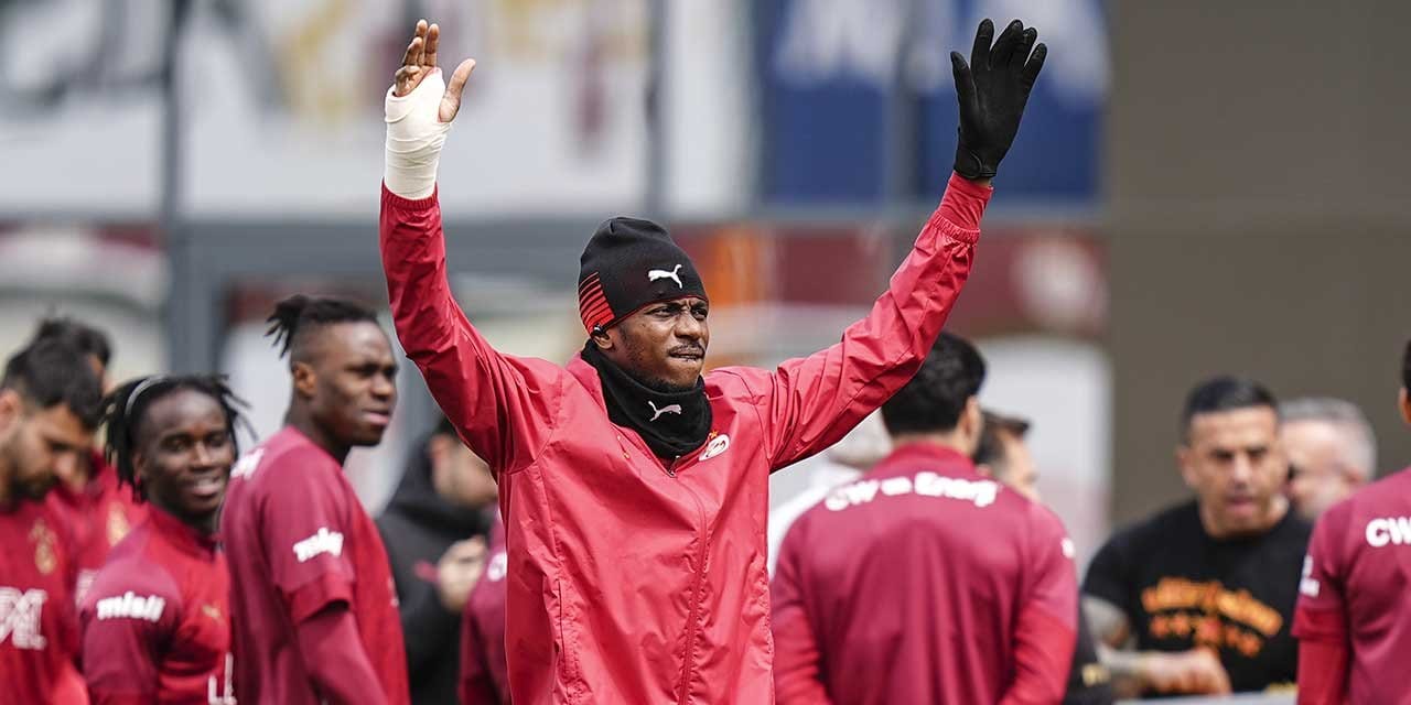 Galatasaray Victor Osimhen kararını resmen açıkladı