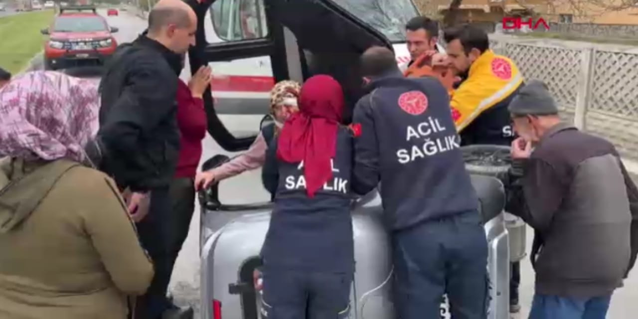 Bahçe duvarına çarpan elektrikli araçtaki yaşlı kadın yaralandı