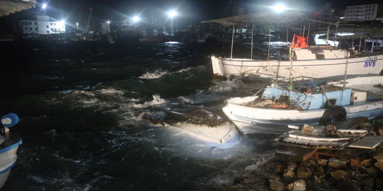 Hatay fırtınaya teslim!