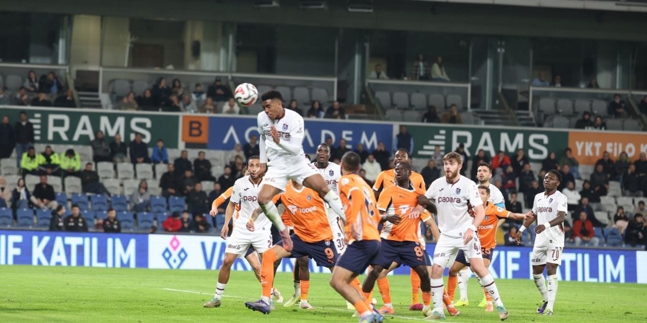 Trabzonspor Başakşehir'e karşı 5 farkla önde