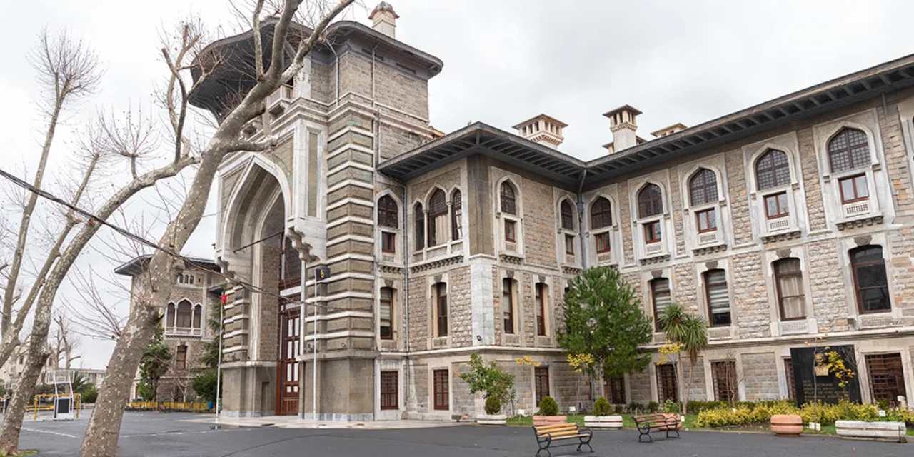 İstanbul Erkek Lisesi'nde değişiklik: Alman basını yazdı