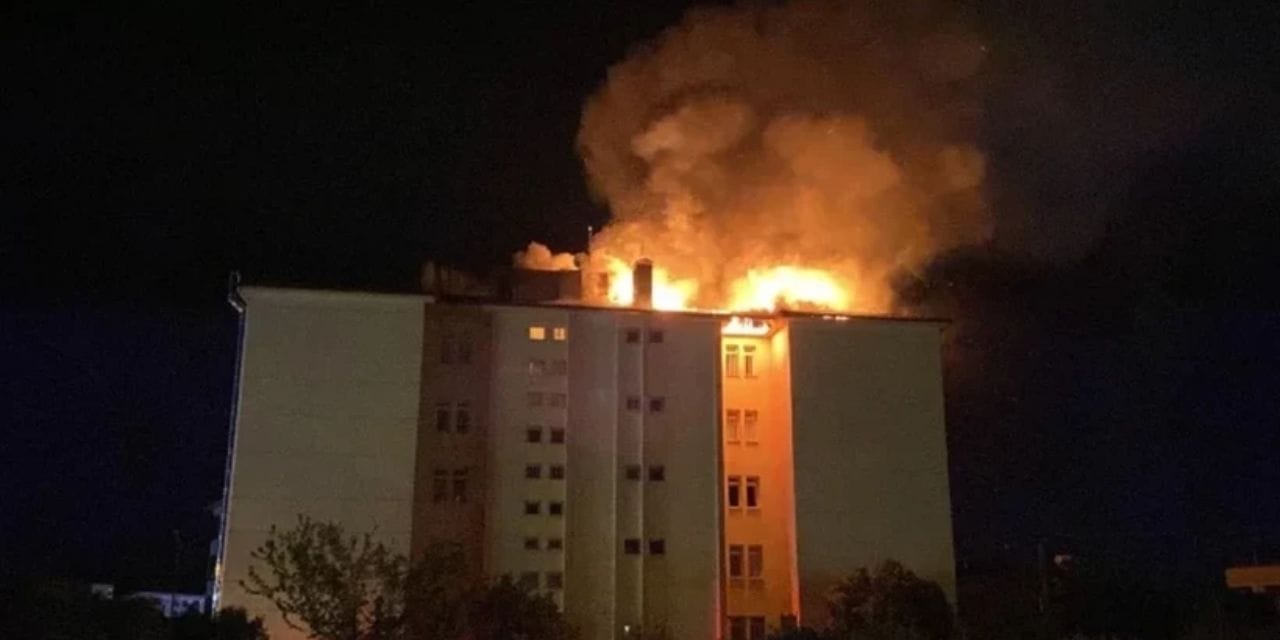 Son Dakika | Lise yurdunda yangın! 46 öğrenci tahliye edildi