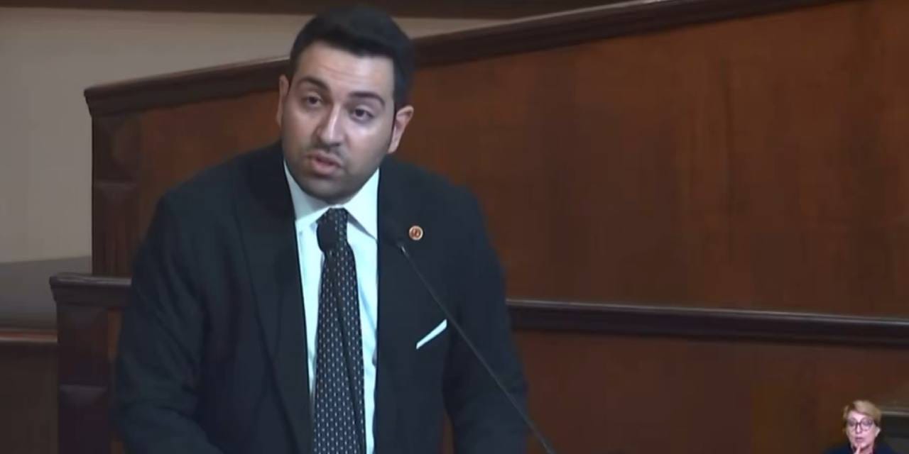 154 gün sonra yine Meclis kürsüsüne çıktı: İmamoğlu 12 metrekarelik hücredeyken susmak ihanettir!