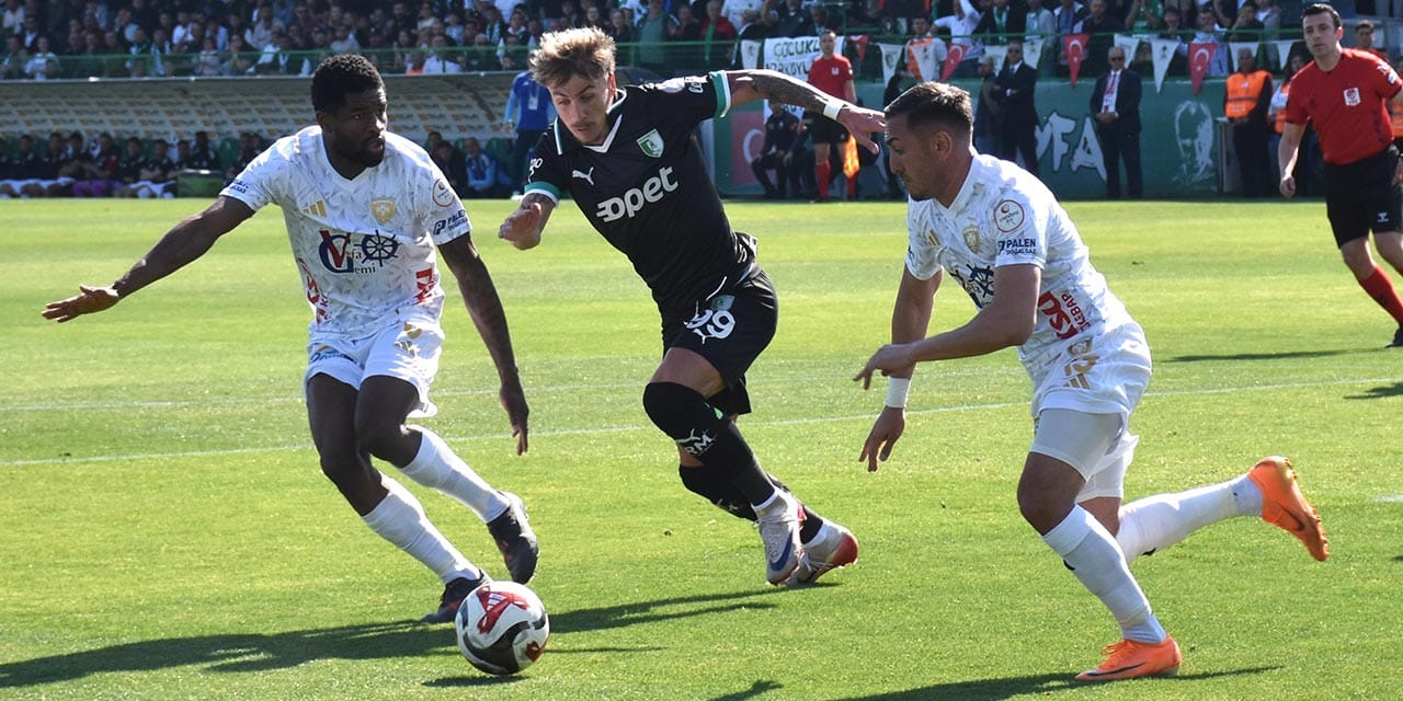 Erzurumspor yeniden Süper Lig'de: 5 yıllık hasret sona erdi