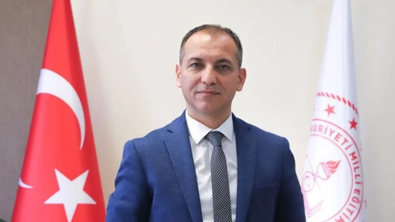 Görevden alınan İl Milli Eğitim Müdürü'nün skandal yazışmaları ortaya çıktı