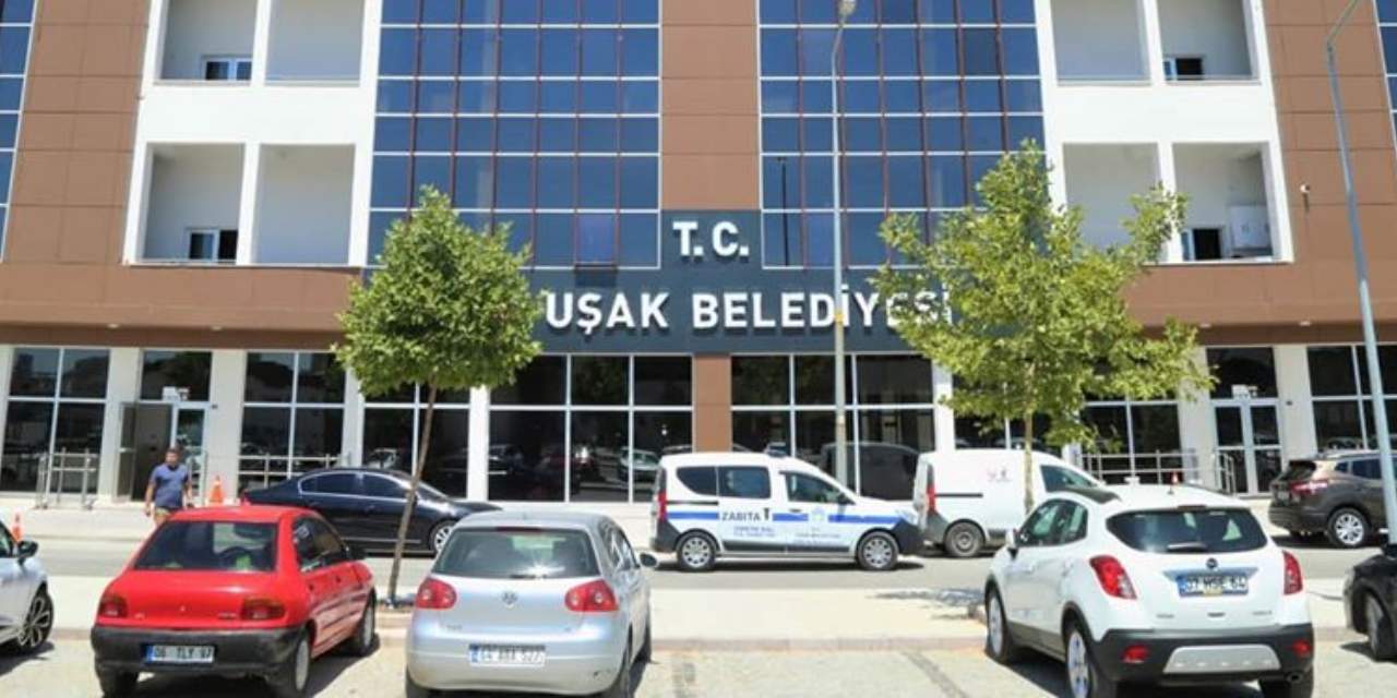 Son dakika | Uşak Belediyesi'ne operasyonda ikinci dalga: 25 kişi gözaltında