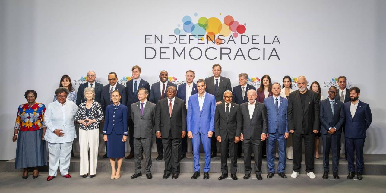 Sol liderlerden Barselona'da güç gösterisi: Yeni düzeni biz kuracağız