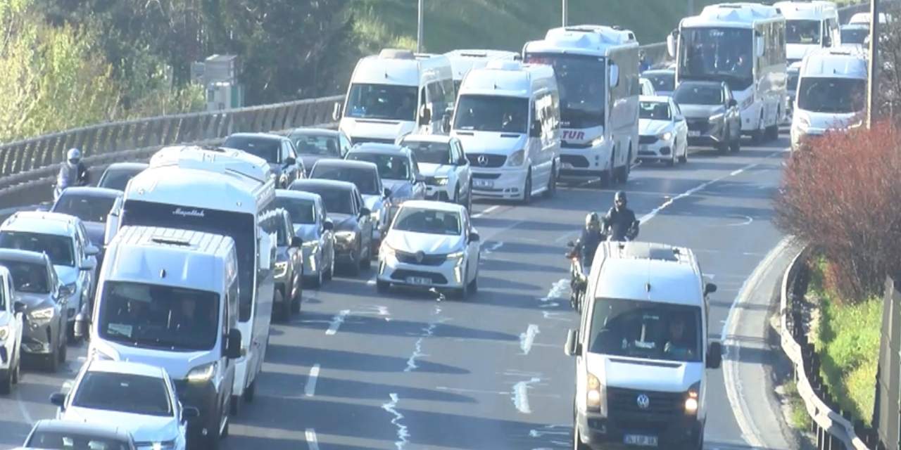 İstanbul'da trafik kilitlendi