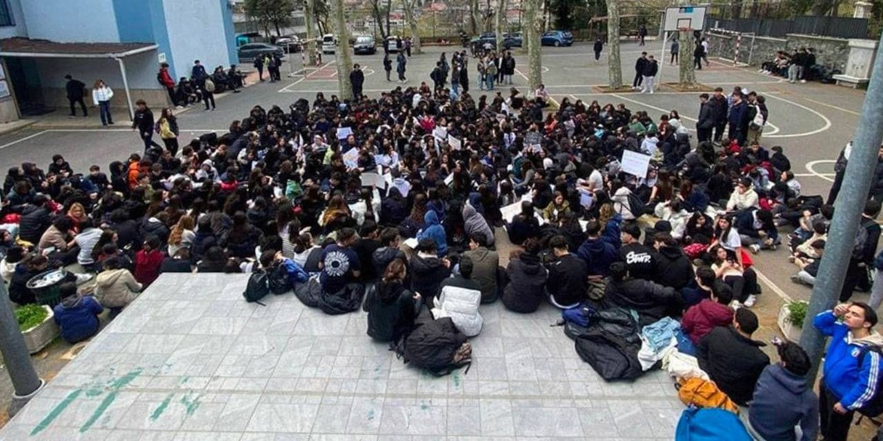 Hakkını arayan liselilere okul yönetiminden tehdit