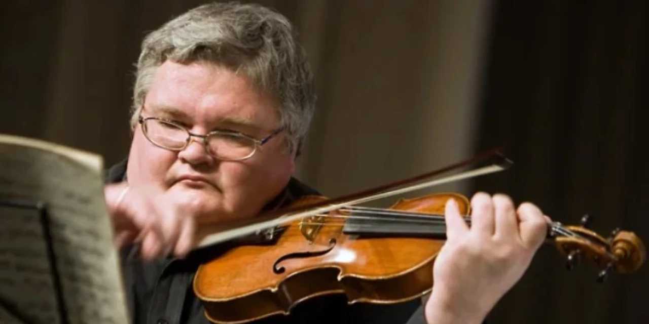 Ünlü Rus sanatçı Türkiye uçağında hayatını kaybetti