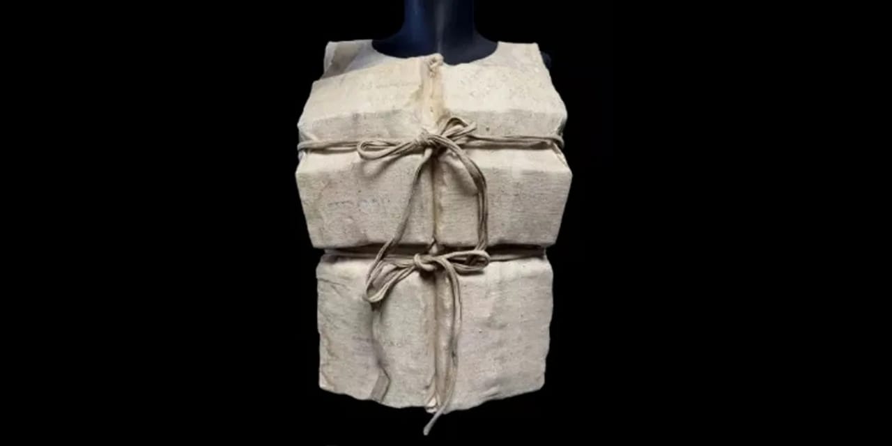 Titanic'ten kalan can yeleği 1 milyon dolara satıldı