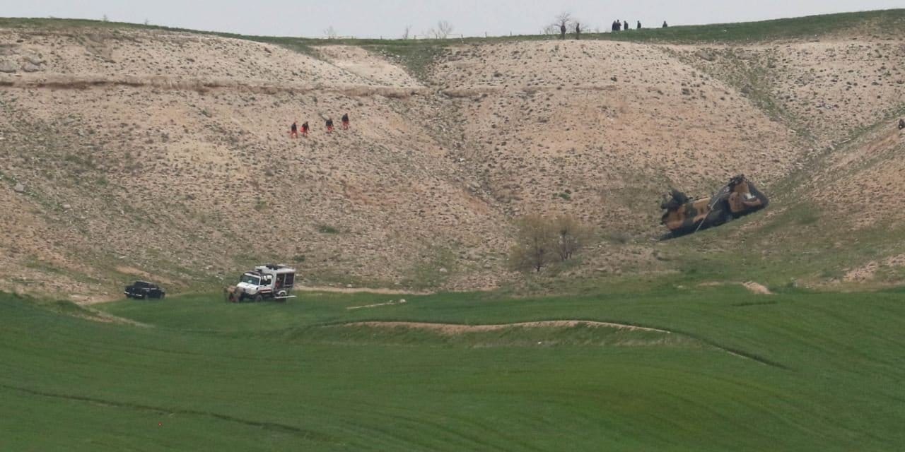 Kaza kırıma uğrayan askeri helikopterde incelemeler devam ediyor