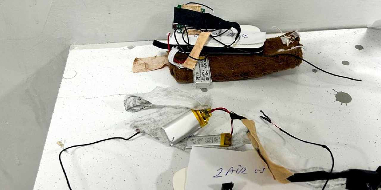 Ehliyet sınavına kopya düzeneğiyle girdiler: Gözaltına alındılar