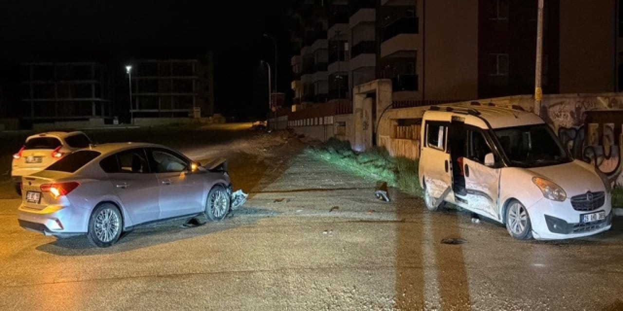 Çocuk sürücü sarhoş sürücüyle çarpıştı