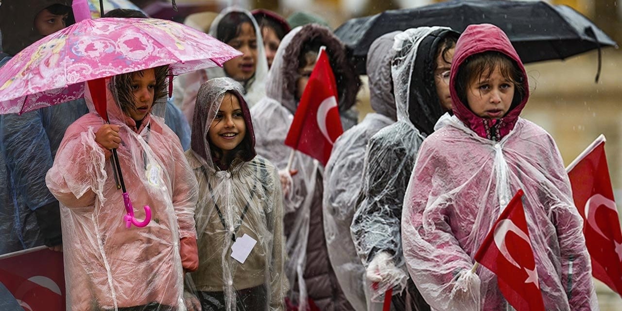 23 Nisan: Eşit olmayanların bayramı
