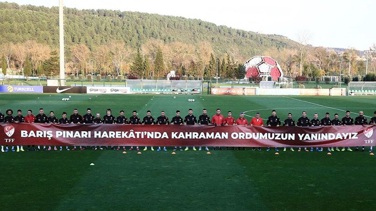 A Milli Futbol Takımı'ndan Barış Pınarı Harekâtı'na destek