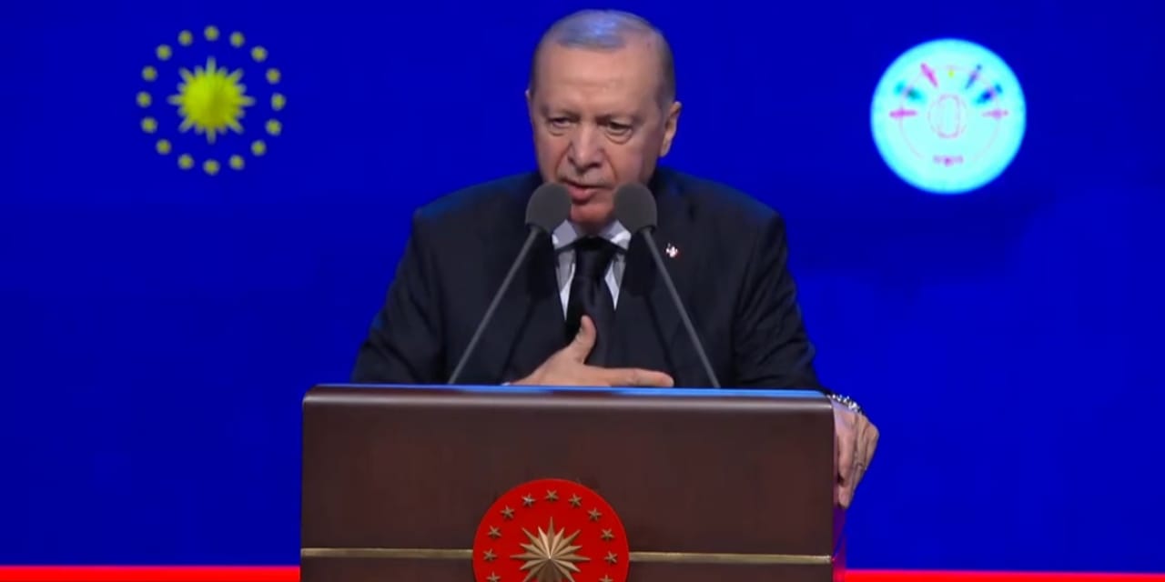 Erdoğan'dan çocuklara sosyal medya uyarısı