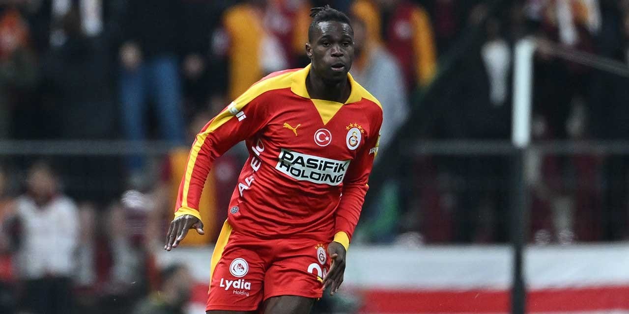 Galatasaray'da ayrılık gelişmesi: İyi teklif gelirse yollar ayrılacak