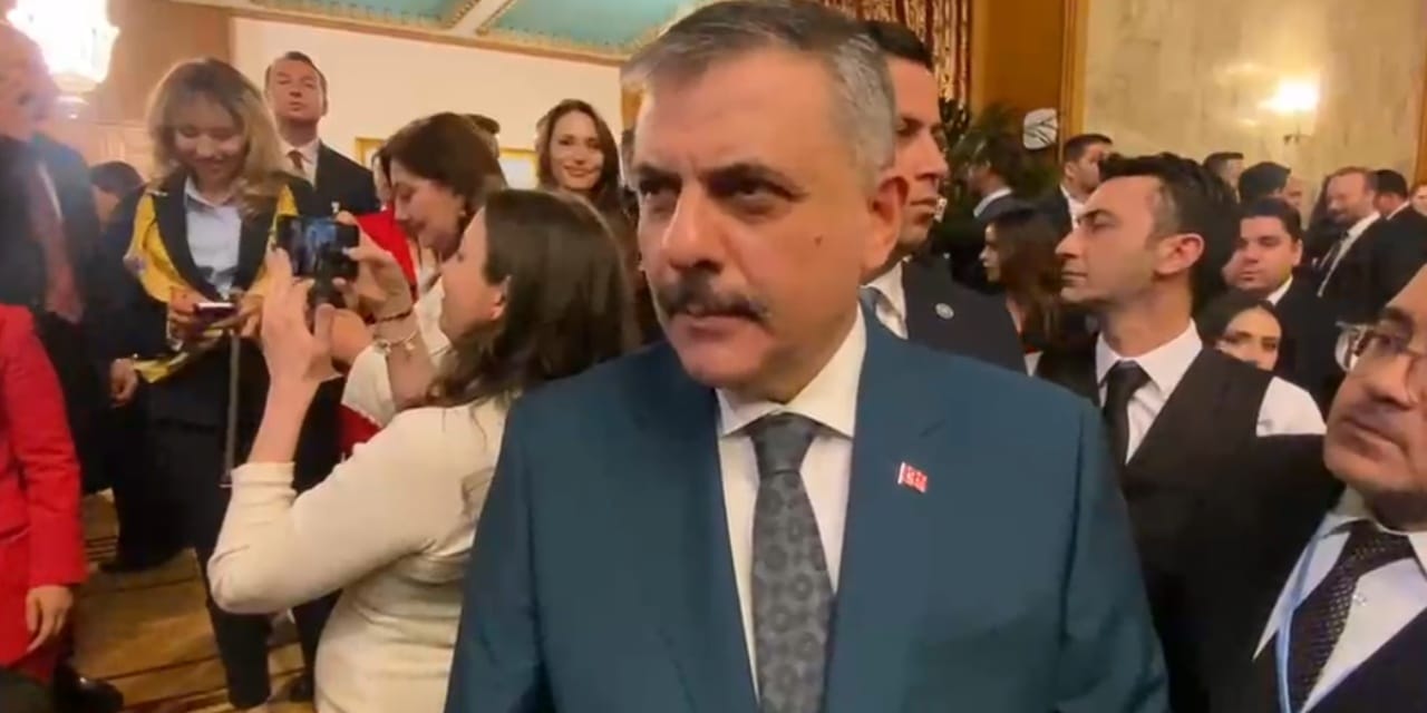 Bakan Çiftçi'den 'CHP heyetiyle görüşme' sorusuna yanıt: O bana kalsın