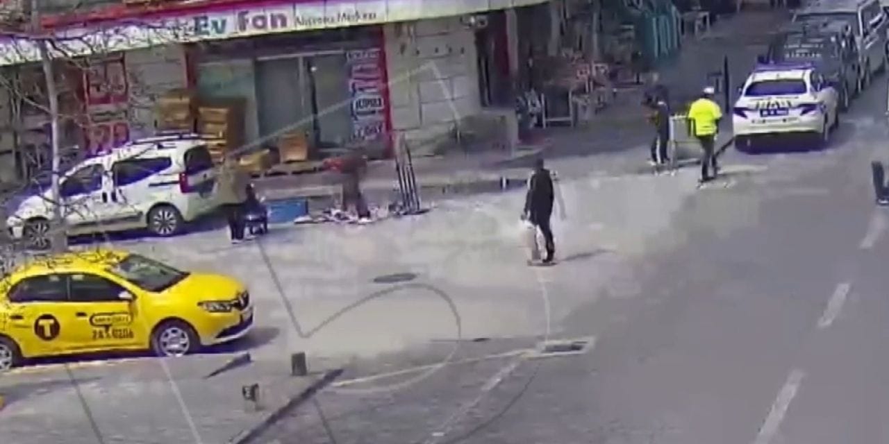 Erzincan'da polis memuru kaçan balonun yardımına koştu