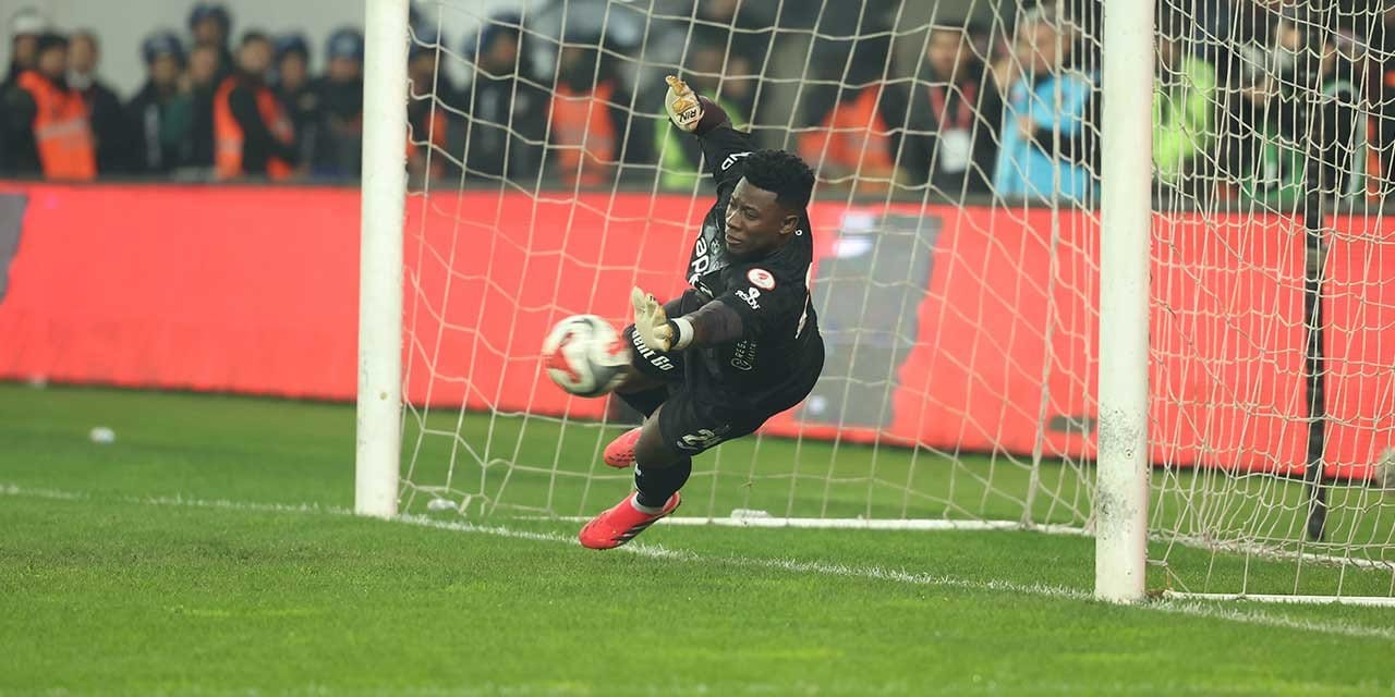 Kupaya Onana damgası: Kara panter gururla sunar