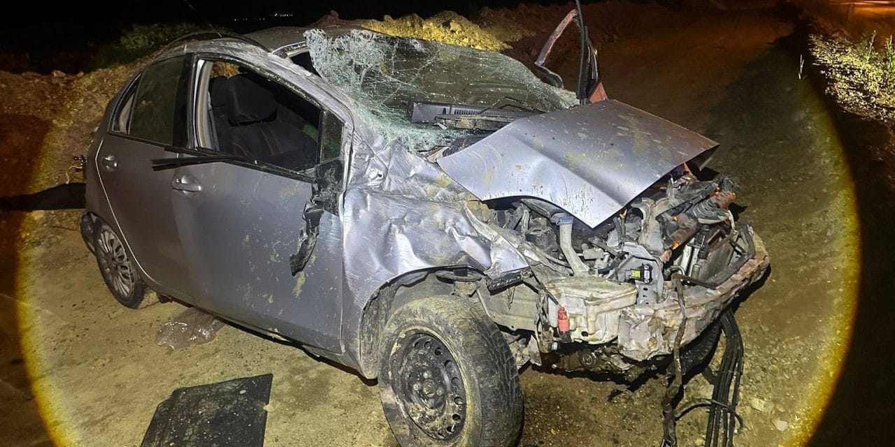 Feci kazada otomobil takla attı: 2 kişi yaralı olarak kurtuldu