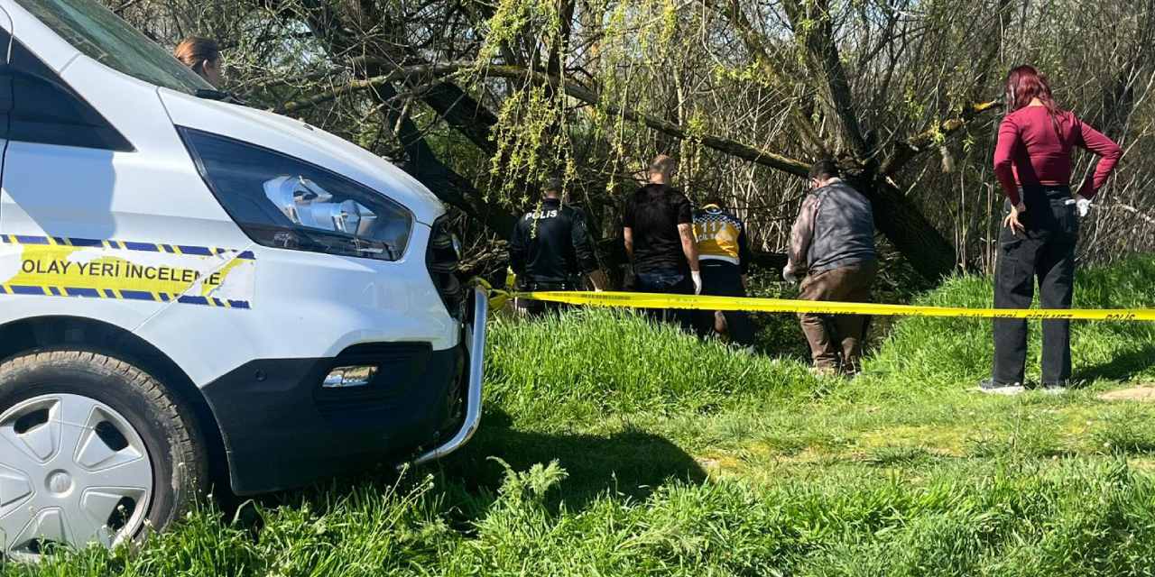 Kütahya'da çay kenarında bir kişi ölü bulundu