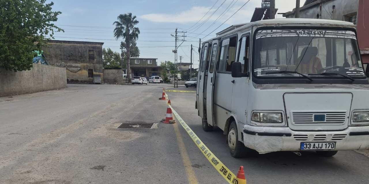 Mersin’de yürek yakan olay! Aracını park ederken 2 yaşındaki oğlunu ezdi