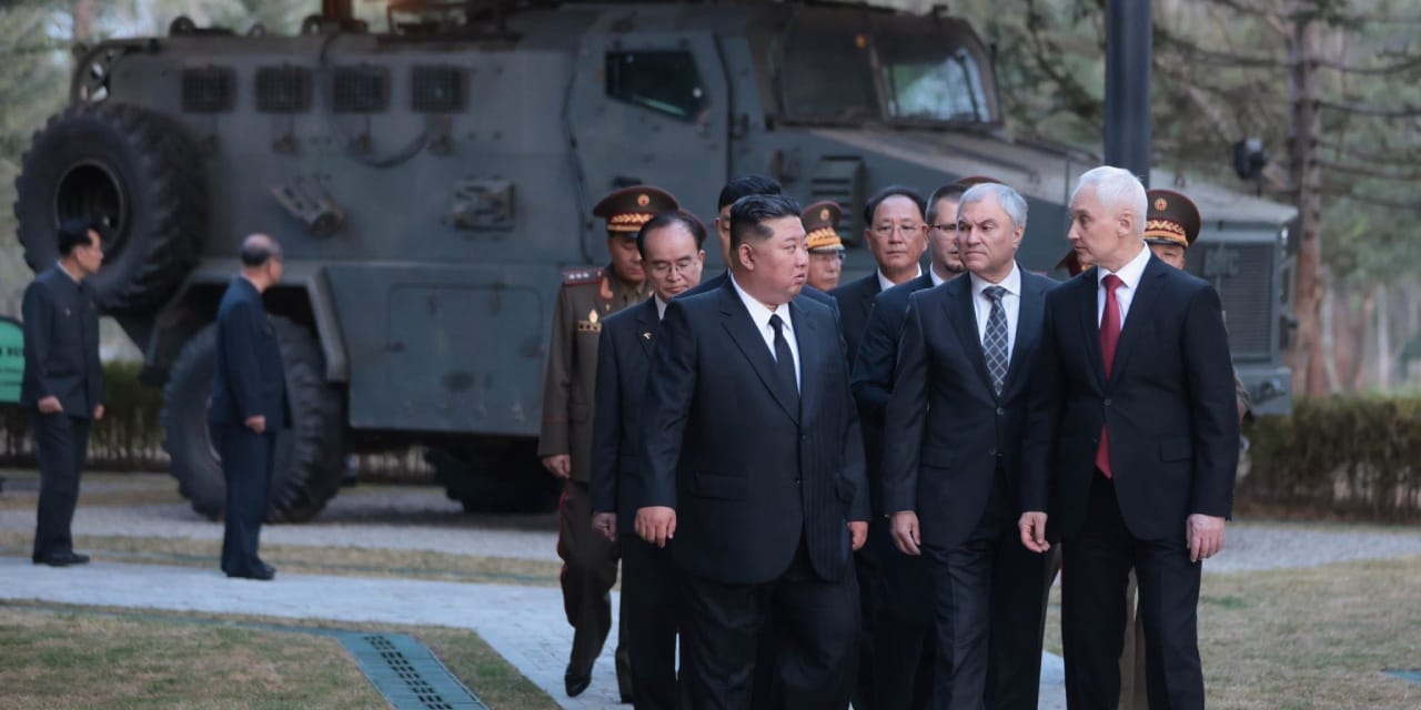 Türkiye'nin Ukrayna'ya gönderdiği zırhlı araçlar Kuzey Kore'de müzelik oldu