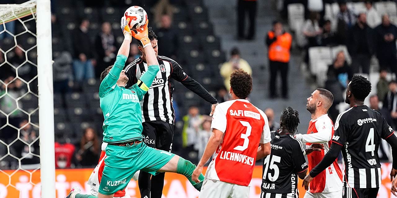 Beşiktaş sahasında Fatih Karagümrük'le berabere kaldı