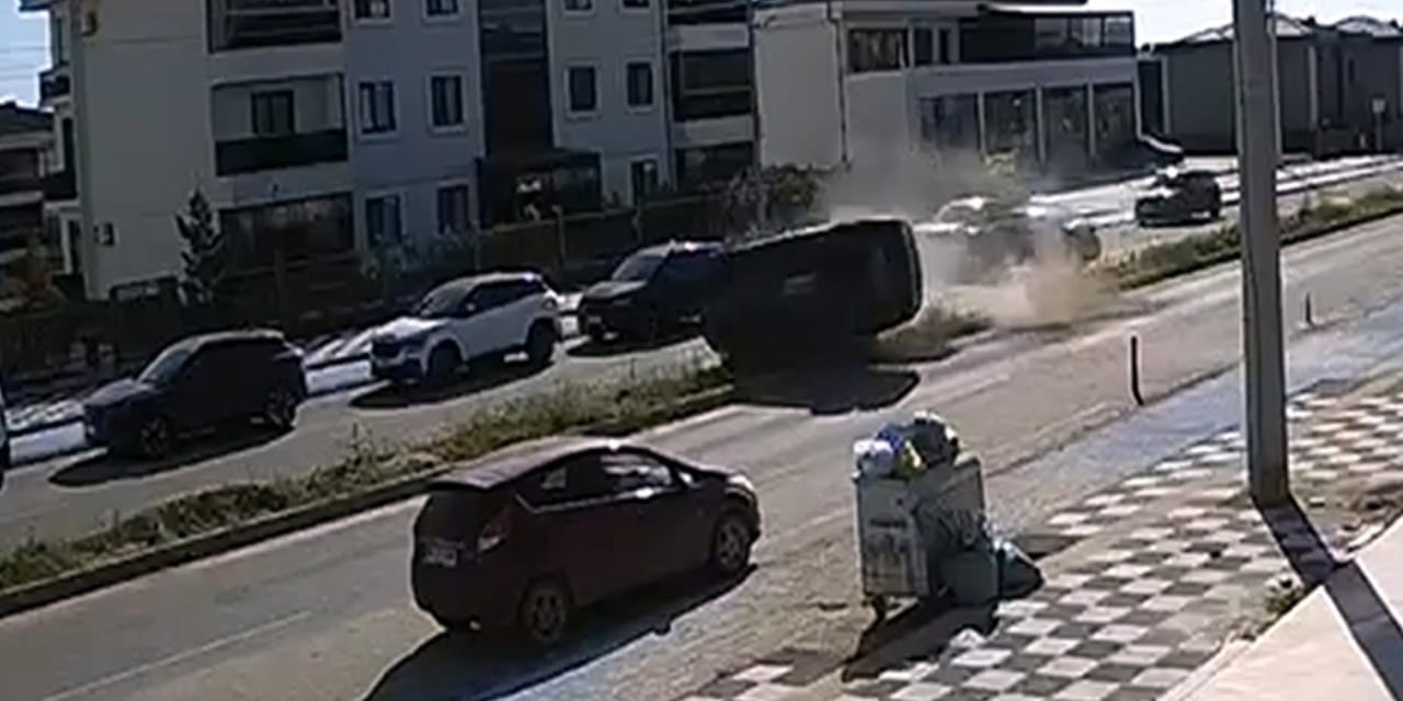 Çorlu’da feci kaza, otomobil takla attı: 2’si çocuk 5 kişi yaralandı