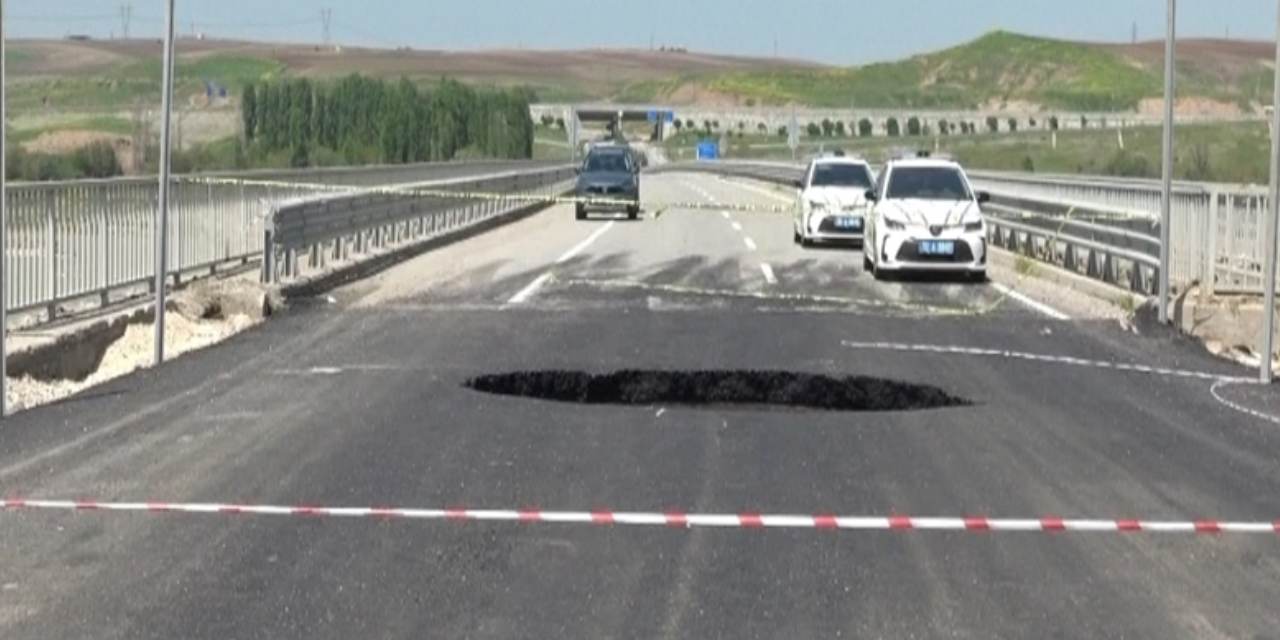 Onarılan yol 8 gün dayanabildi: 10 metrelik çukur oluştu