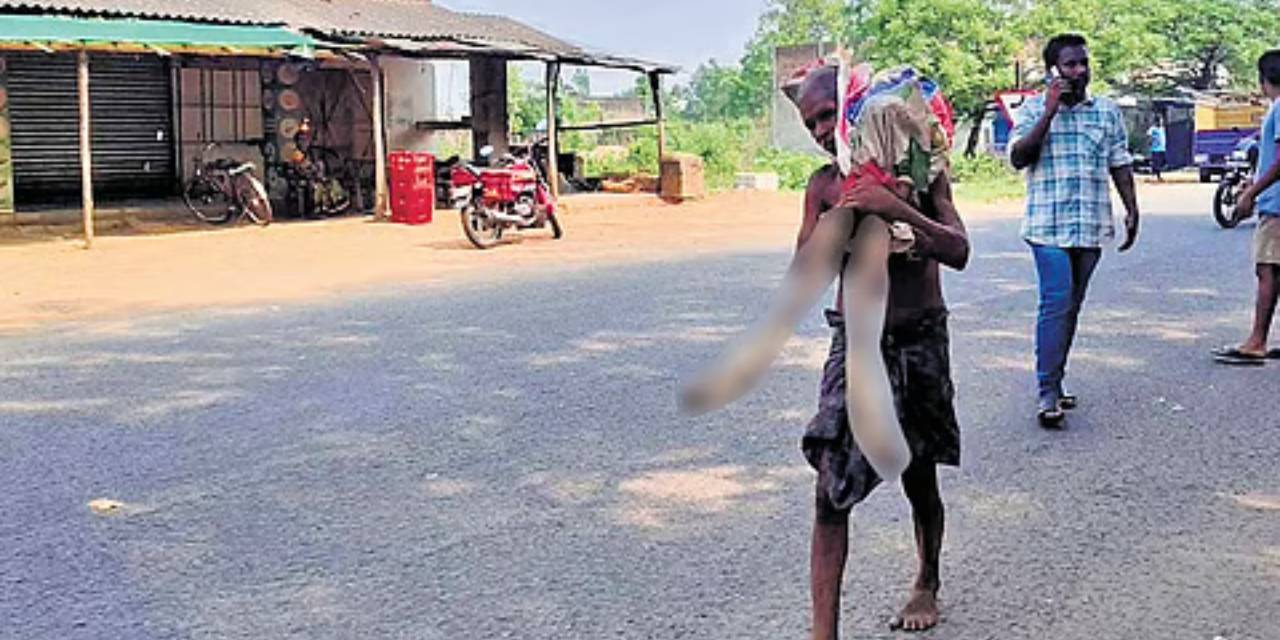 Parayı çekmek için mezarı açtı! Kardeşinin iskeletiyle bankaya gitti