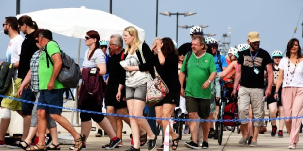 Edirne’de oteller tamamen doldu: Akın akın geliyorlar